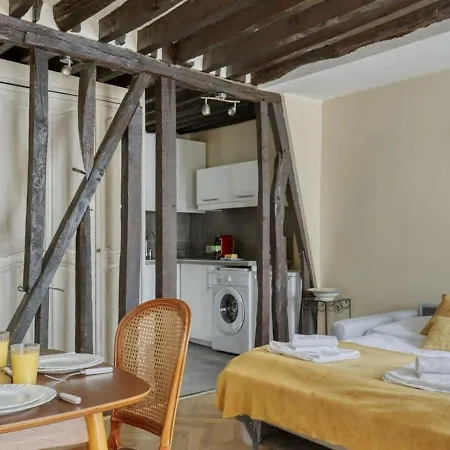 Apartment Typical & Charming Flat Near St Germain - Mid-term